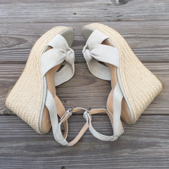 SOLD 💲Frye Suede Espadrilles Charlotte Wedges - Picture 2 of 8